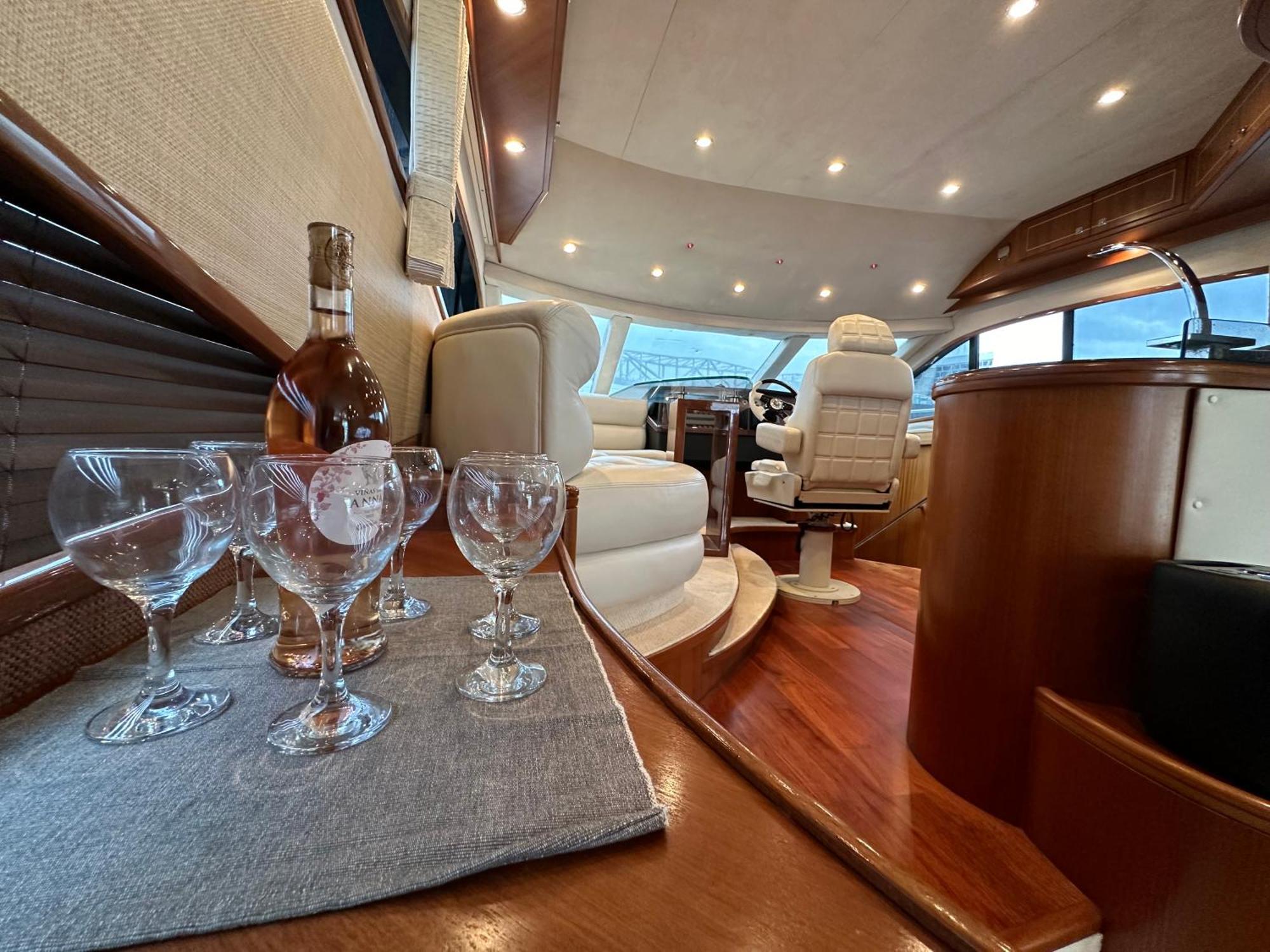 Yacht Pegasus II Hotel บาร์เซโลนา ภายนอก รูปภาพ